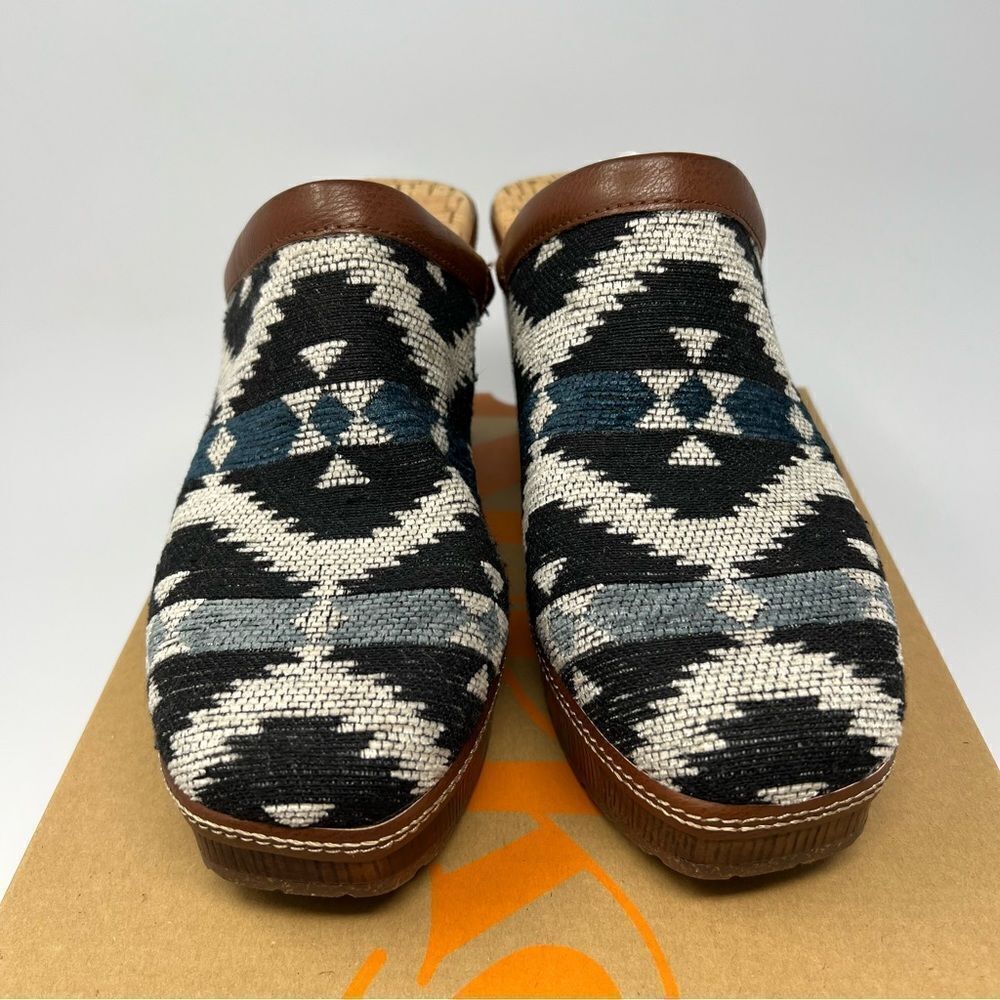 Korks Lori Aztec Clog - Picture 4 of 11